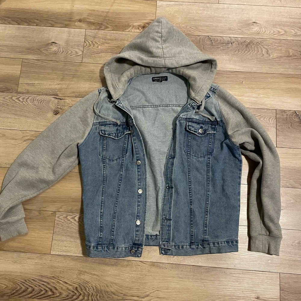 Denim jacket size L from UrbanMan